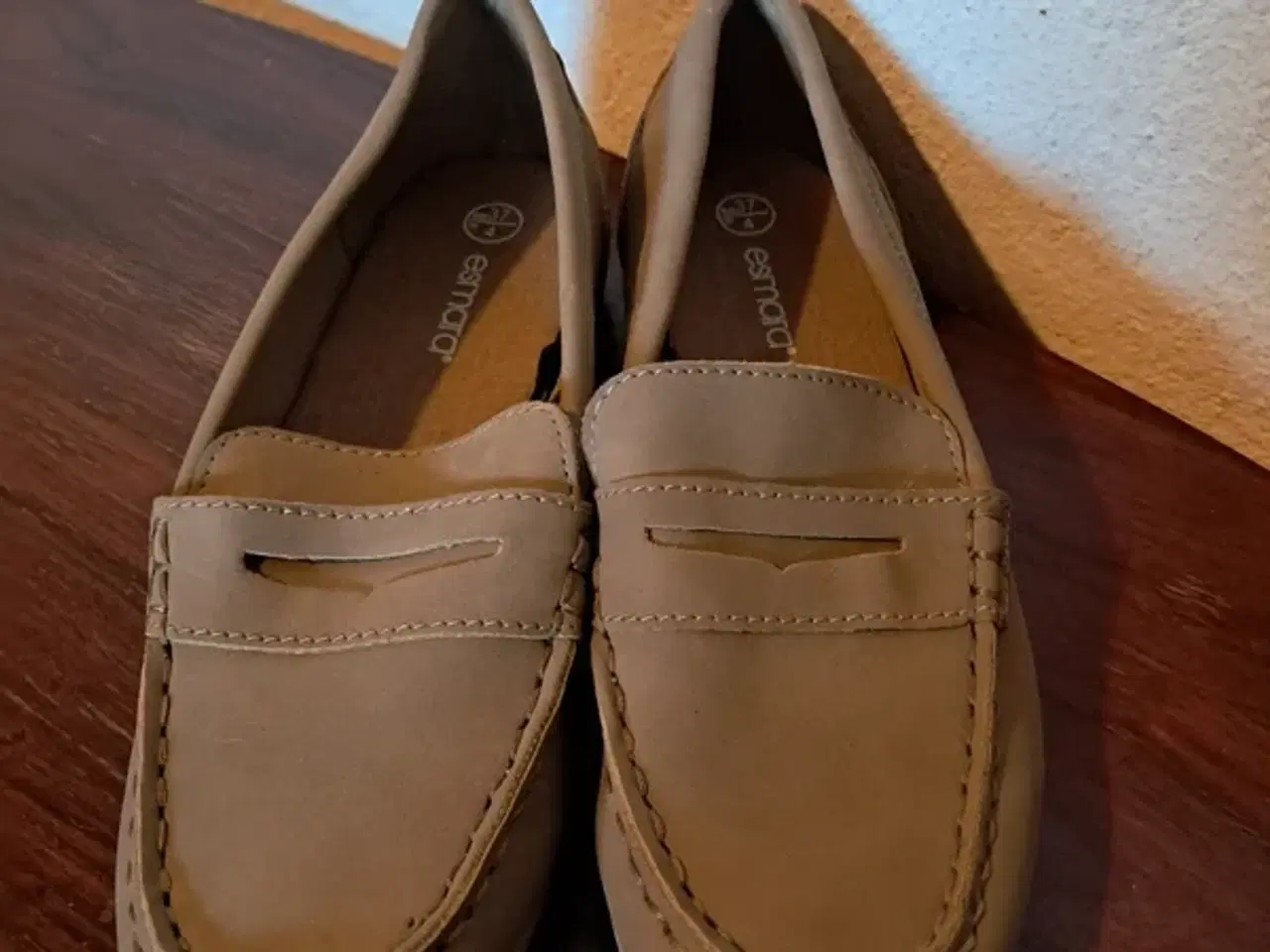 Billede 1 - Beige loafers fra Esmara – str. 37