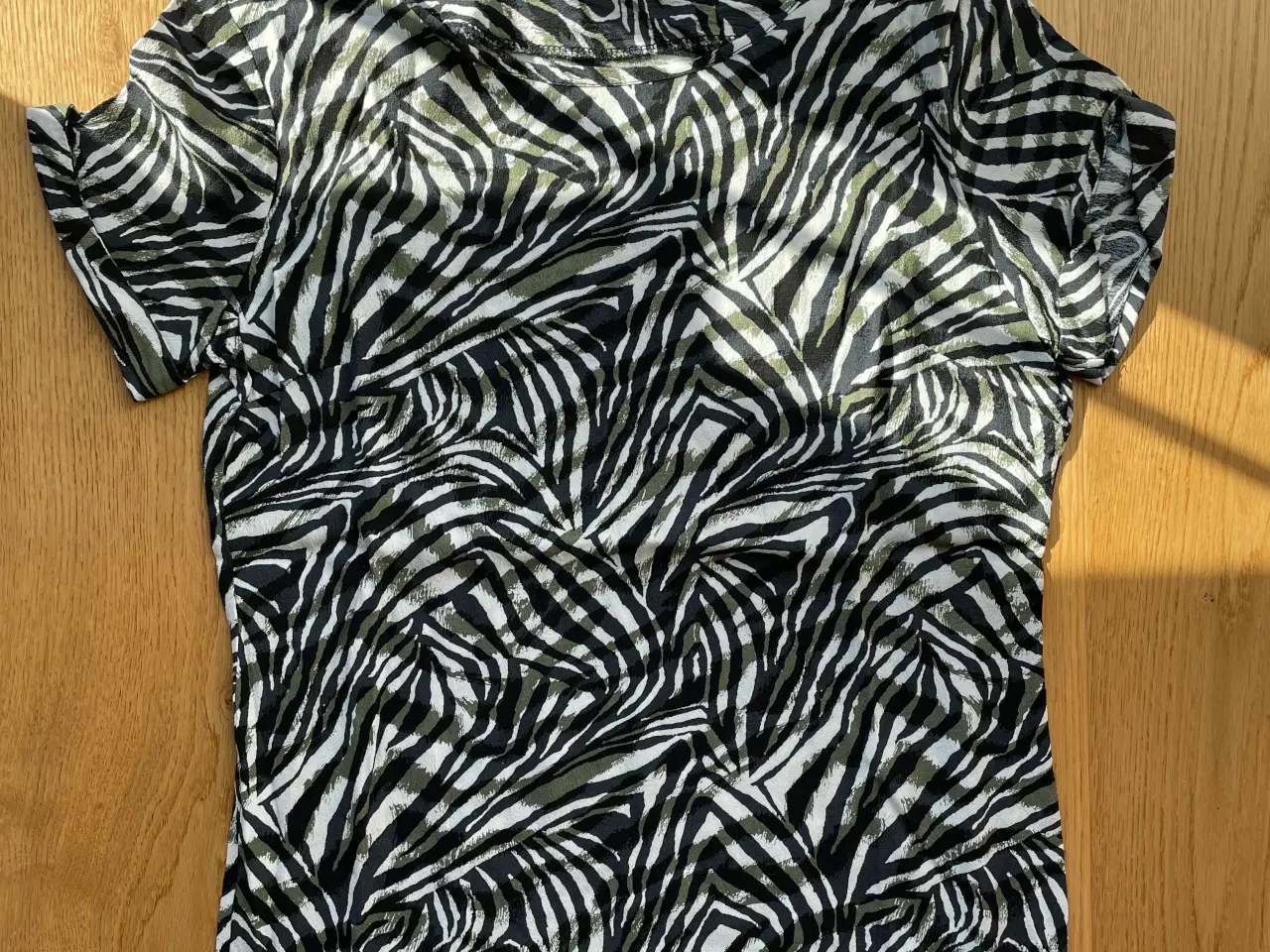 Billede 1 - Copenhagen Luxe t-shirt