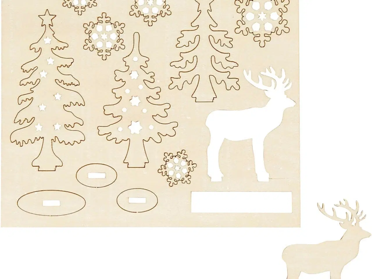 Billede 1 - Saml-selv træfigur: Skov med krondyr 15,5x17 cm