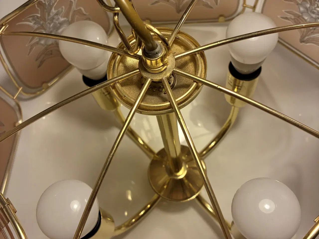 Billede 5 - Vintage loftlampe røgfarvet glas med motiver