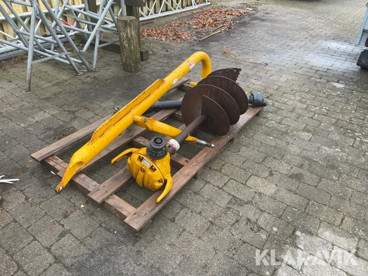 Billede 2 - Bor og borevogn DANUSER F8