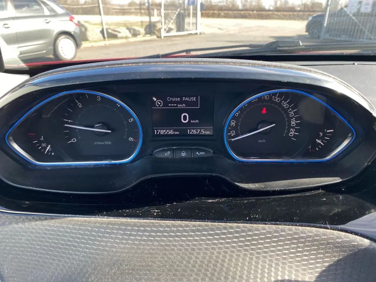 Billede 12 - Peugeot 2008 1,6 BlueHDi Allure Sky 100HK