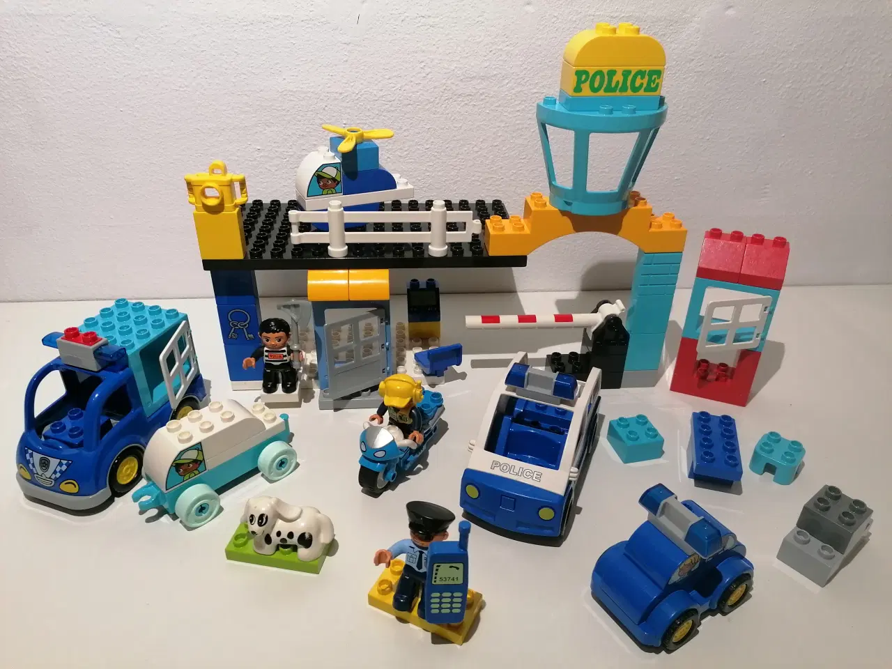 Billede 1 - Duplo Politistation