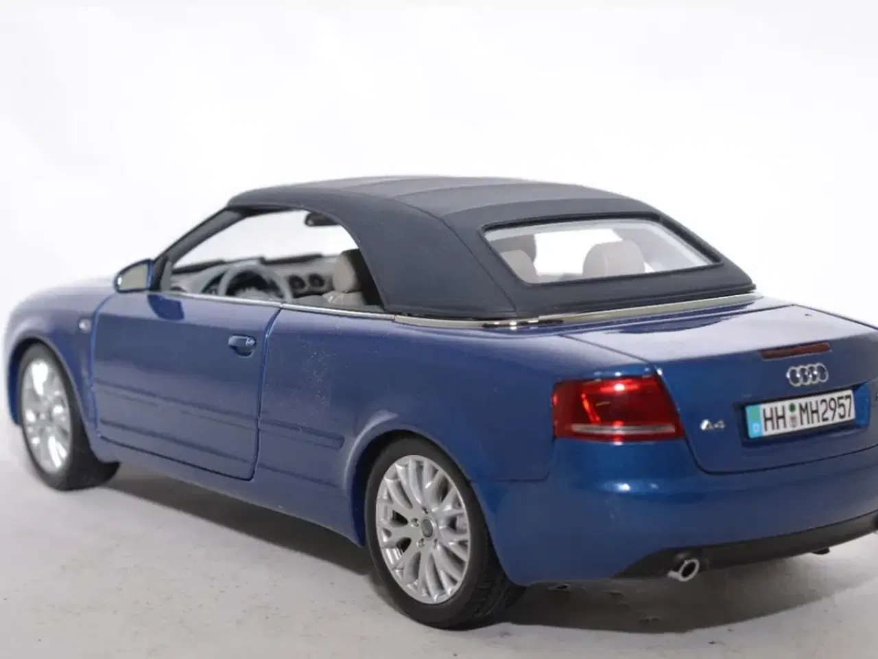 Billede 3 - 1:18 Audi A4 B6 Cabriolet