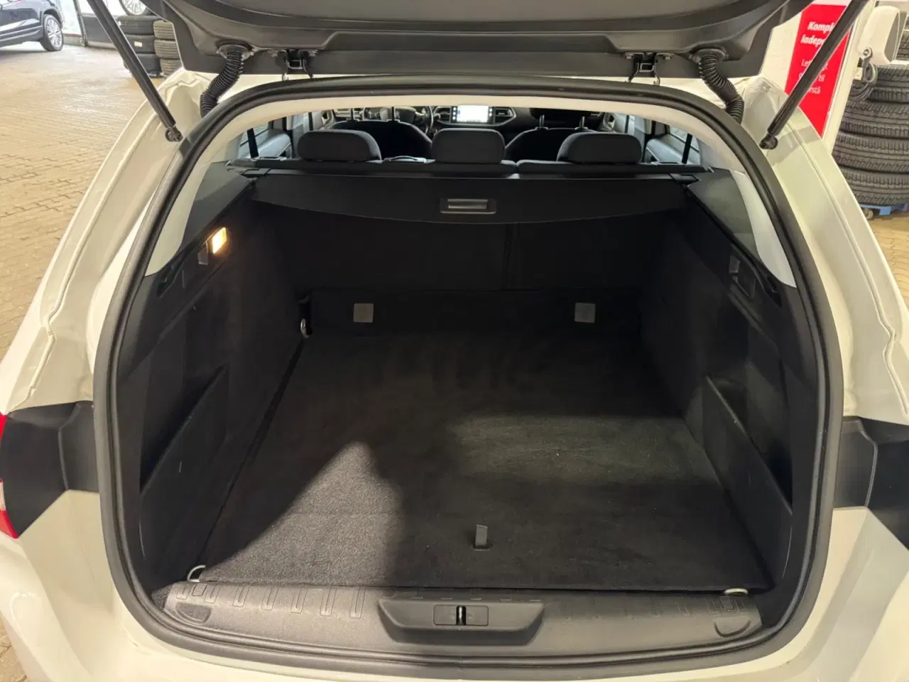 Billede 14 - Peugeot 308 1,6 BlueHDi 120 Active SW