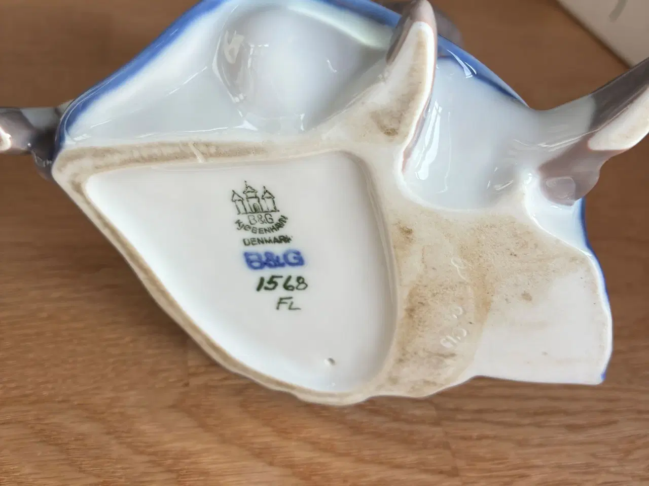 Billede 3 - Bing & Grøndahl porcelænsfigur 1568 pige m/bror