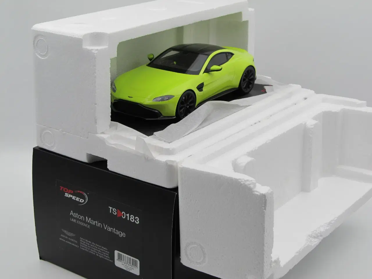 Billede 8 - 2018 Aston Martin Vantage Limited Edition - 1:18