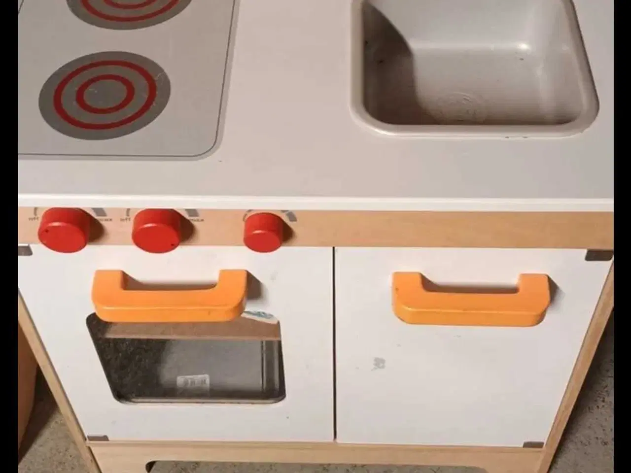 Billede 1 - Legekøkken