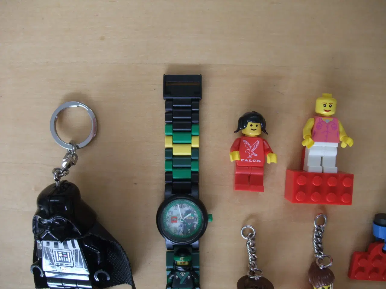 Billede 2 - Lego Nøgleringe+Ur+Magneter