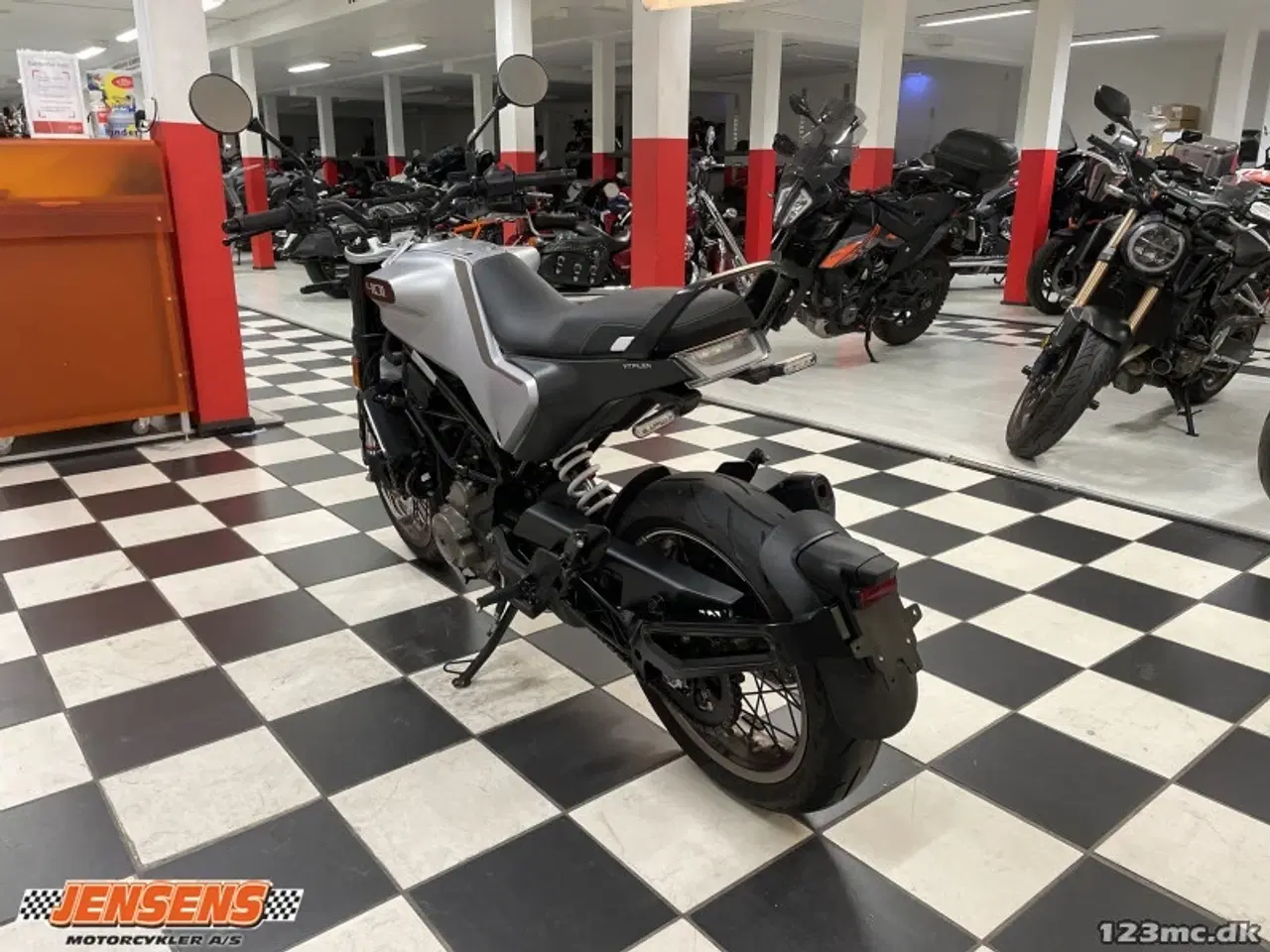 Billede 5 - Husqvarna Vitpilen 401