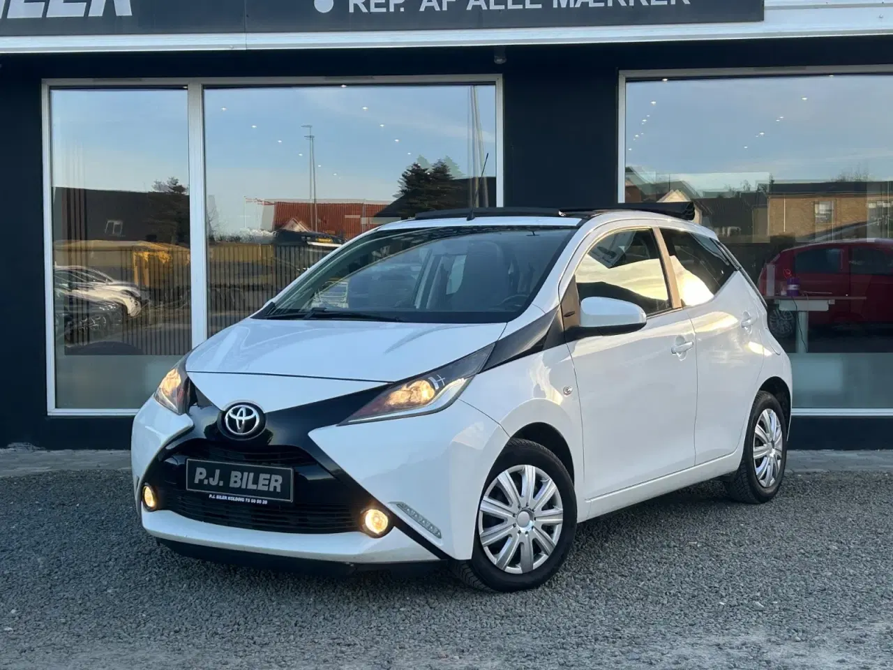 Billede 1 - Toyota Aygo 1,0 VVT-i x-wave Sky