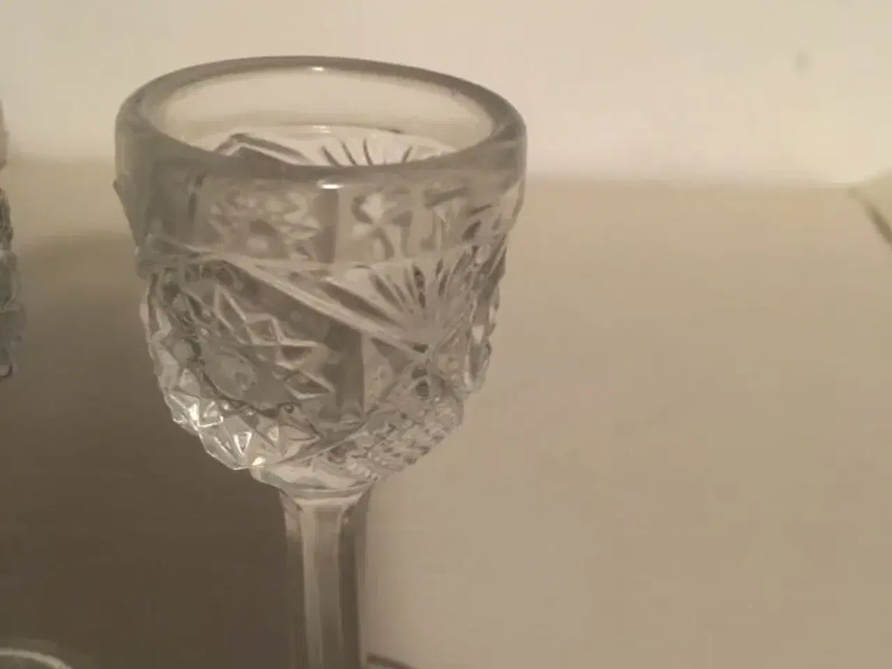 Billede 2 - Antikke glas