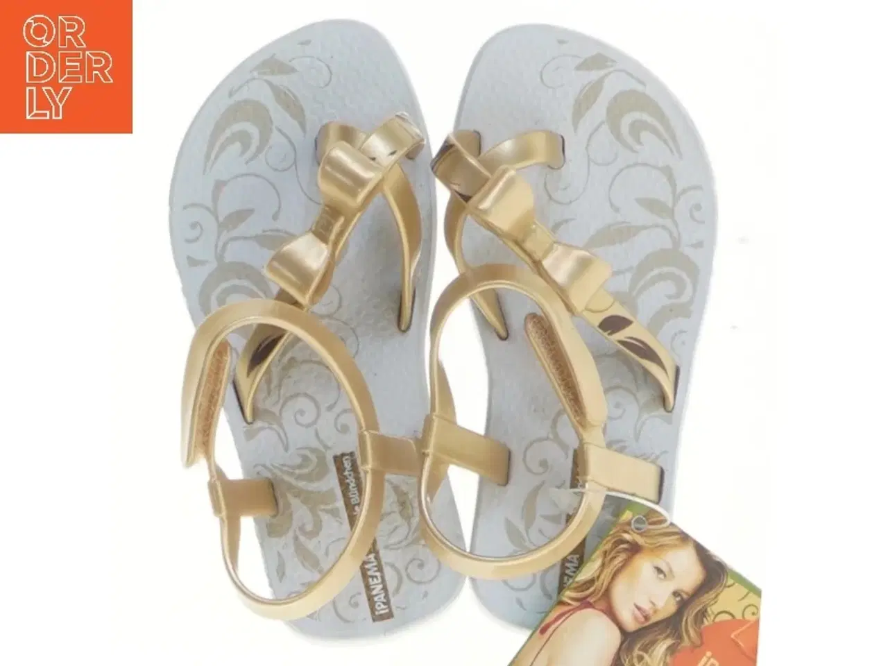 Billede 2 - Guldfarvede sandaler med sløjfe fra Ipanema (str. 22-23 cm)