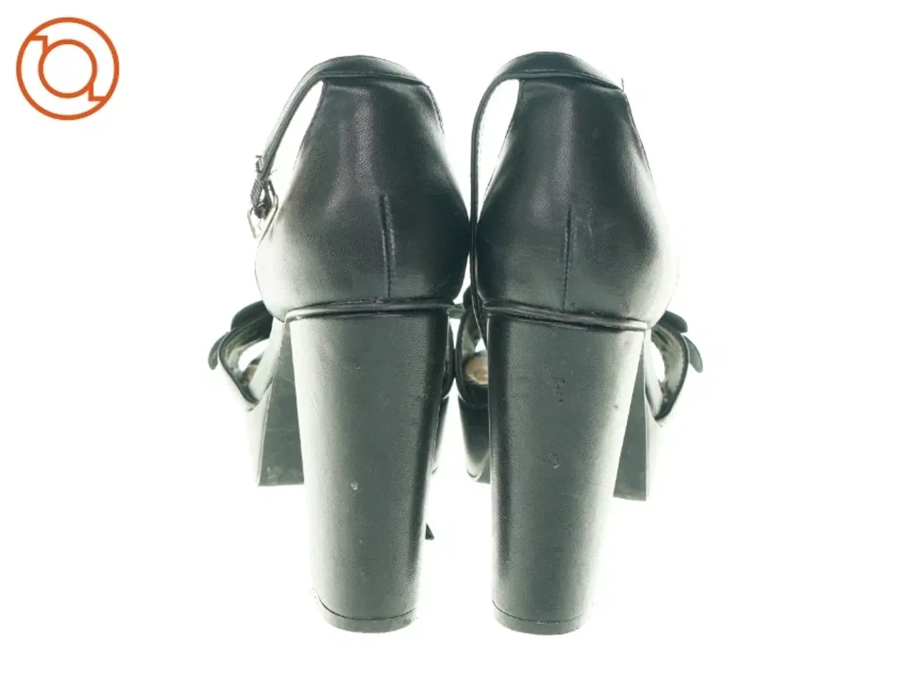 Billede 6 - Sorte sko med blomster fra Bianco (Str 39)