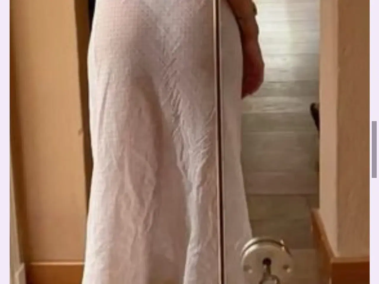 Billede 1 - Flotte hør bukser med en smule gennemsigtig 