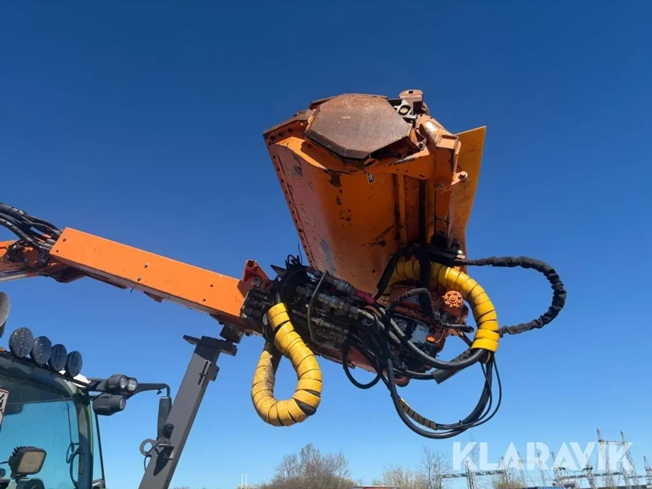 Billede 5 - Traktor Fendt 724 Vario med armklipper/rabatklipper