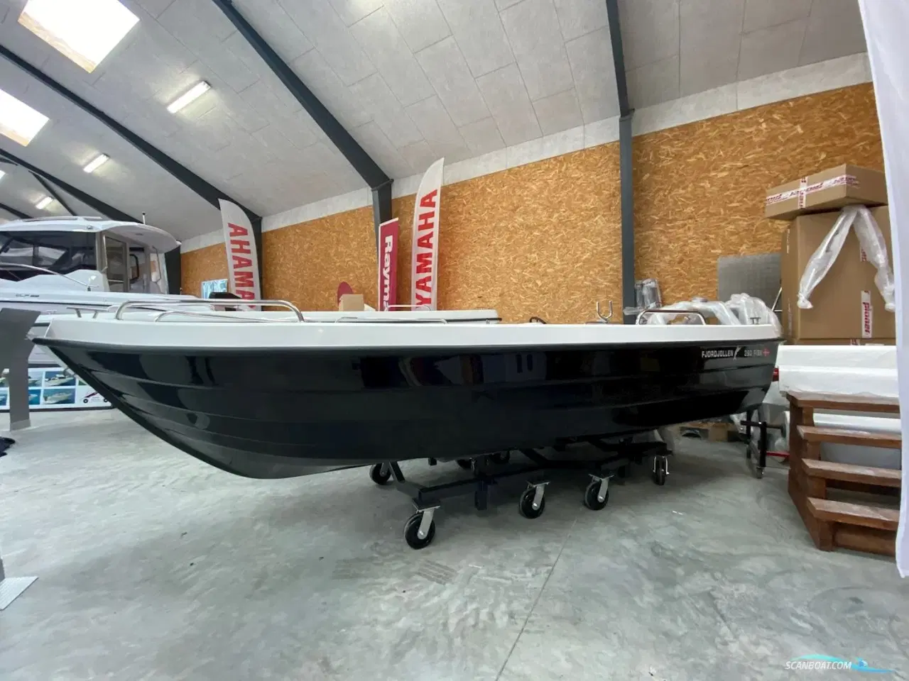 Billede 2 - Fjordjollen 390 Fisk Sort Skrog