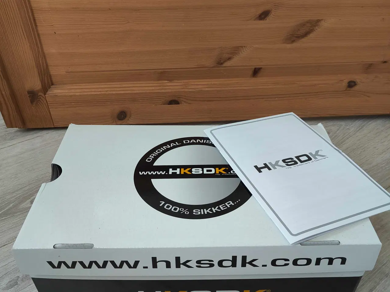 Billede 2 - Flotte Træsko Sælges 