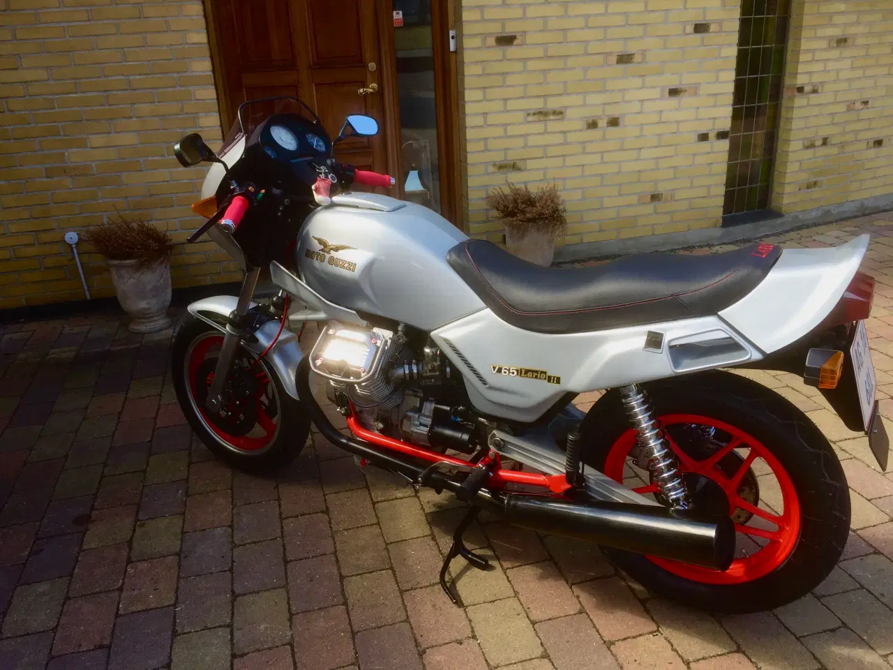 Billede 1 - Moto Guzzi V65 Lario