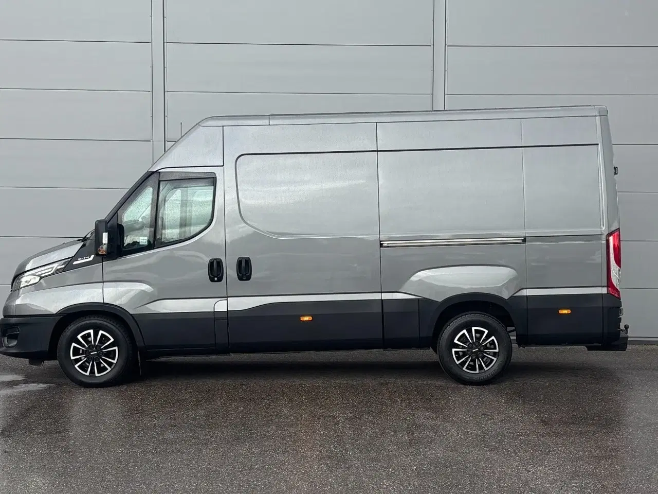 Billede 12 - Iveco Daily 3,0 35S21 12m³ Van AG8