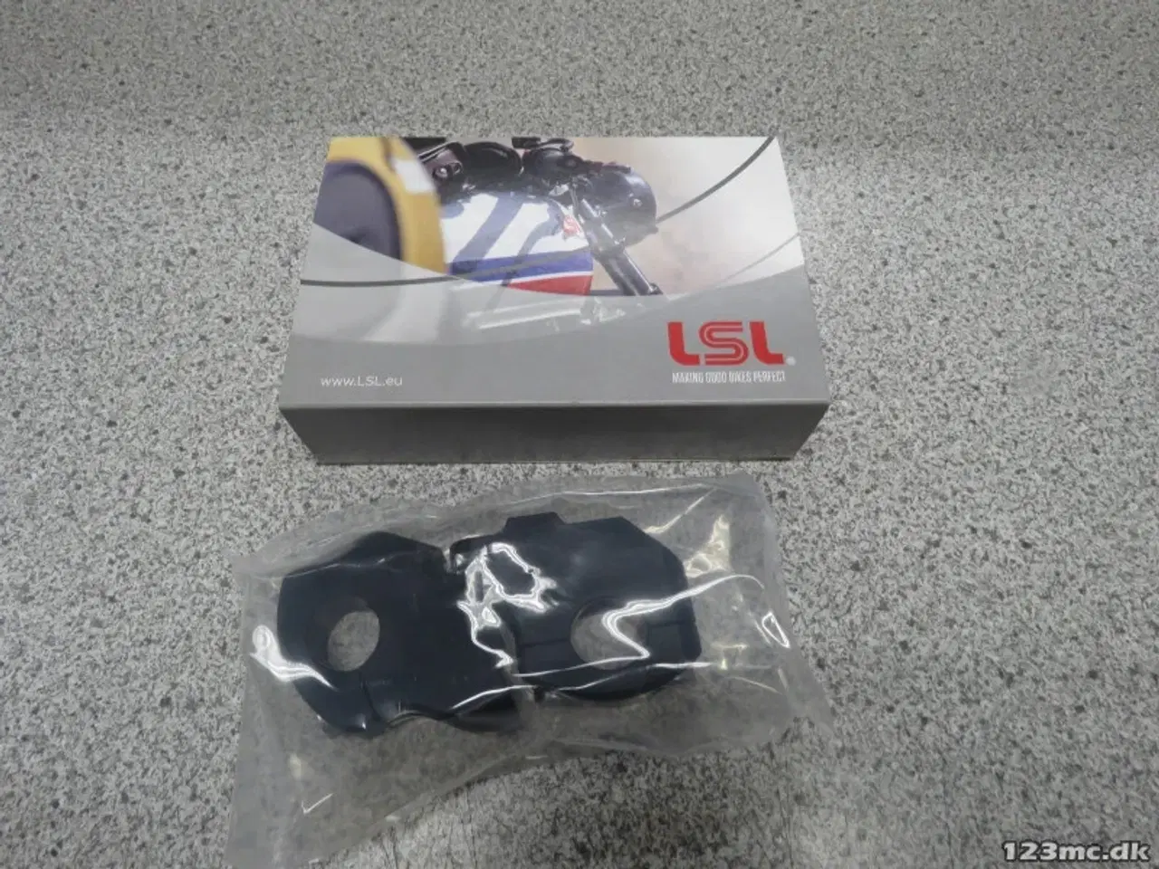 Billede 1 - Risers , rise-up clamps 16/35mm sort