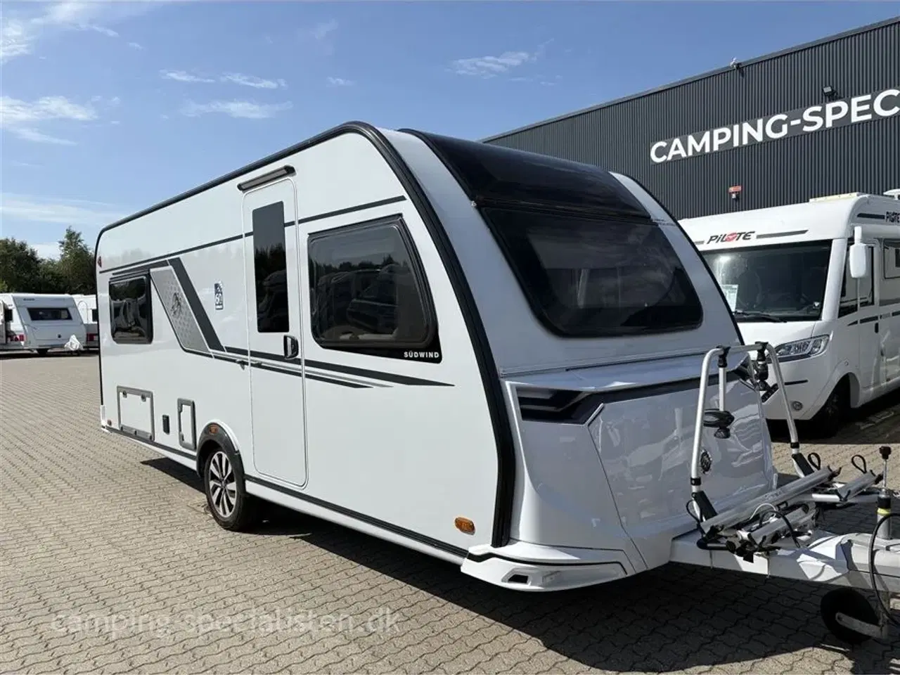 Billede 2 - 2022 - Knaus Südwind 540 UE "60 Years Celebration"   Knaus Südwind 540 UE 60 years 2022 - Se den nu hos Camping-Specialisten.dk