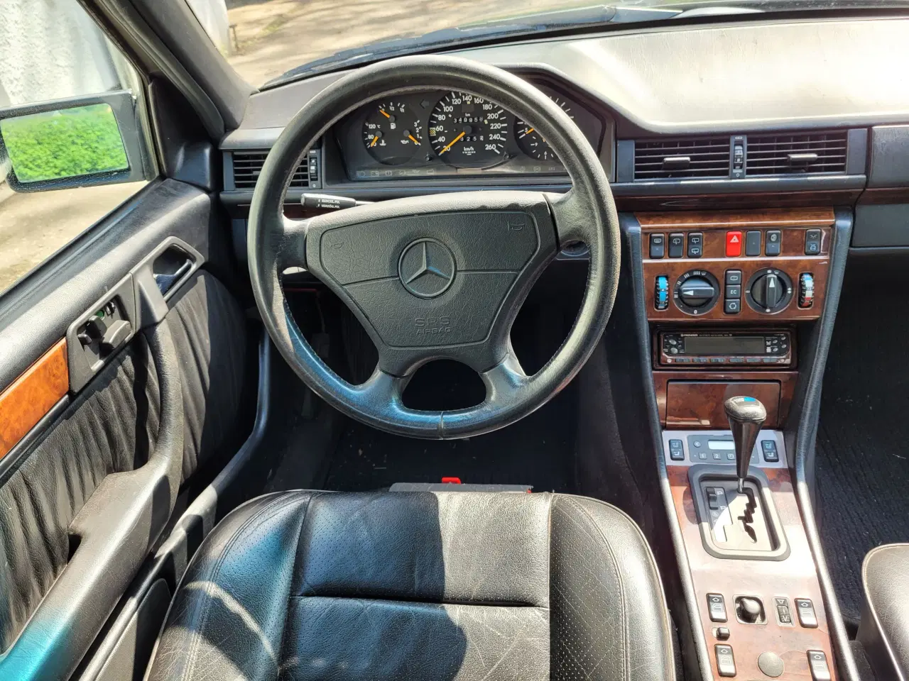 Billede 3 - Mercedes S124 320te