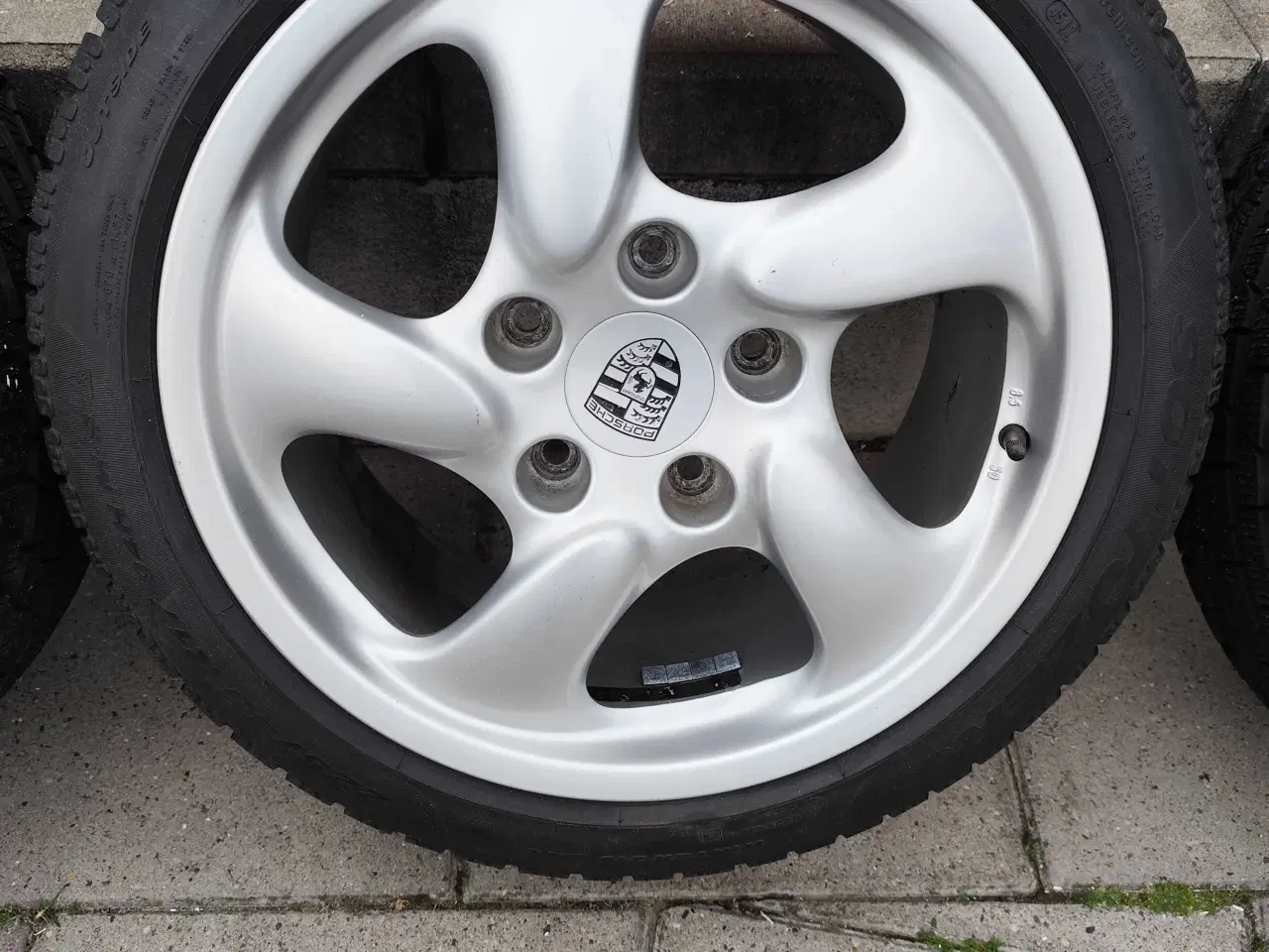 Billede 5 - Originale Porsche alufælge 17 tommer 