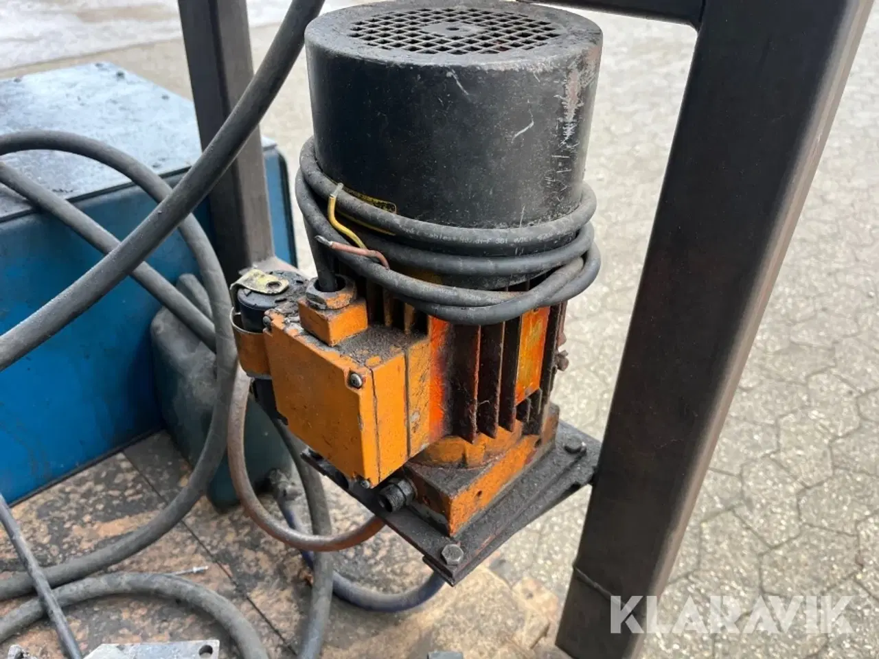 Billede 8 - Presse med hydraulikstation