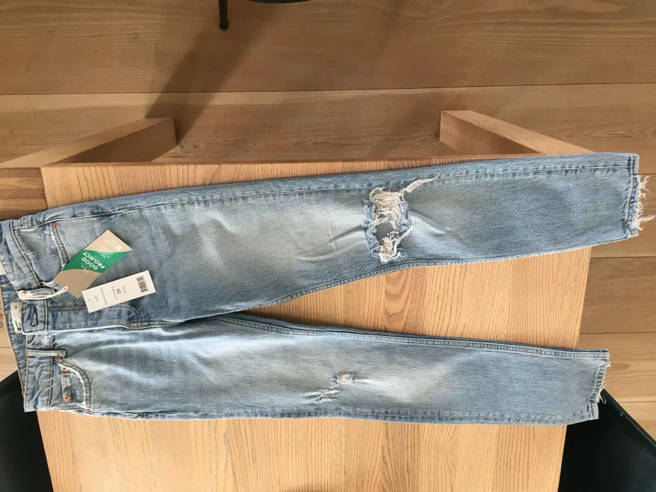 Billede 1 - Helt nye Gina tricot jeans