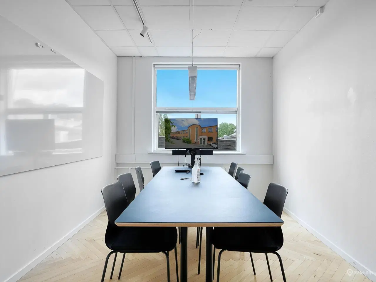 Billede 5 - Flotte og lyse kontorlokaler med en god beliggenhed centralt i Søborg.