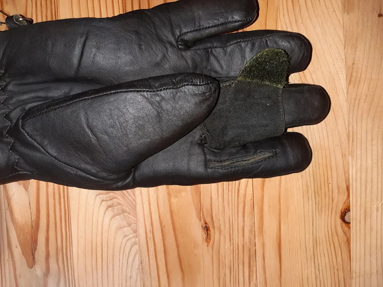 Billede 10 - Jagttøj sæt, overtræksbukser, læderhansker m.m.