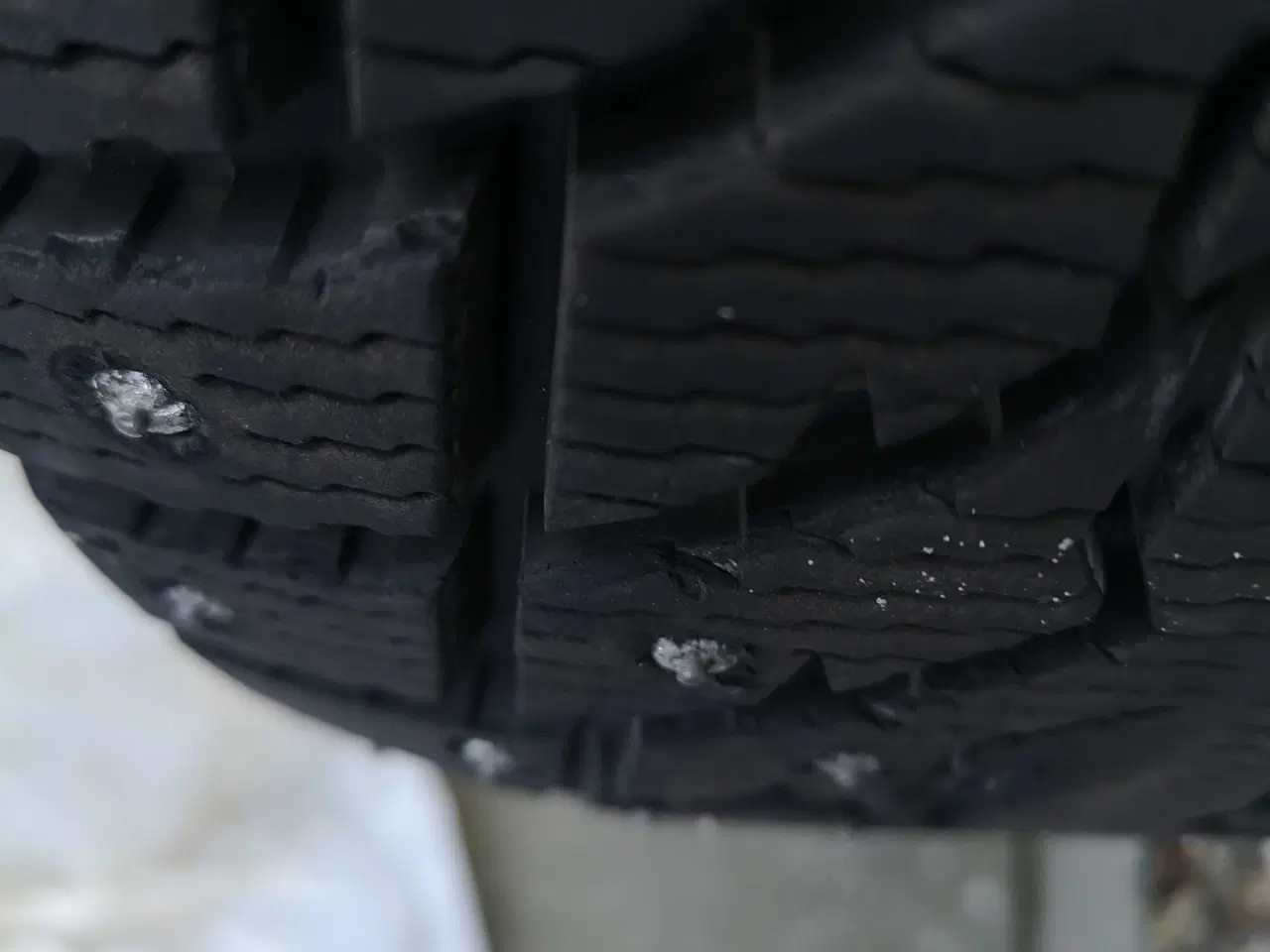 Billede 4 - Pigdæk 225/45R18  95H XL Vinter marxx S1 WR60