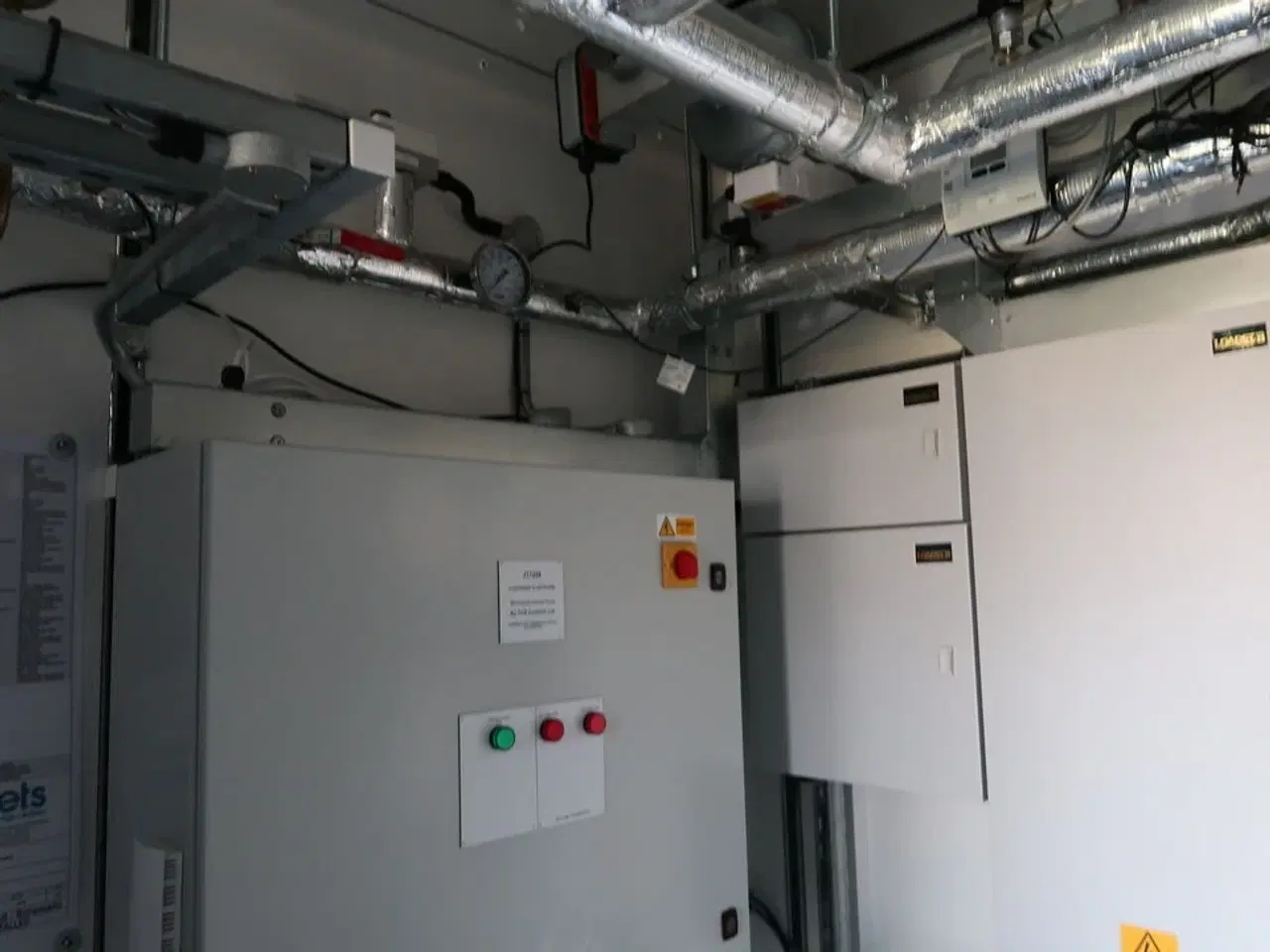 Billede 57 - 20 fods isolering container indrettet som testcenter af overskudsvarme (læs beskrivelse)