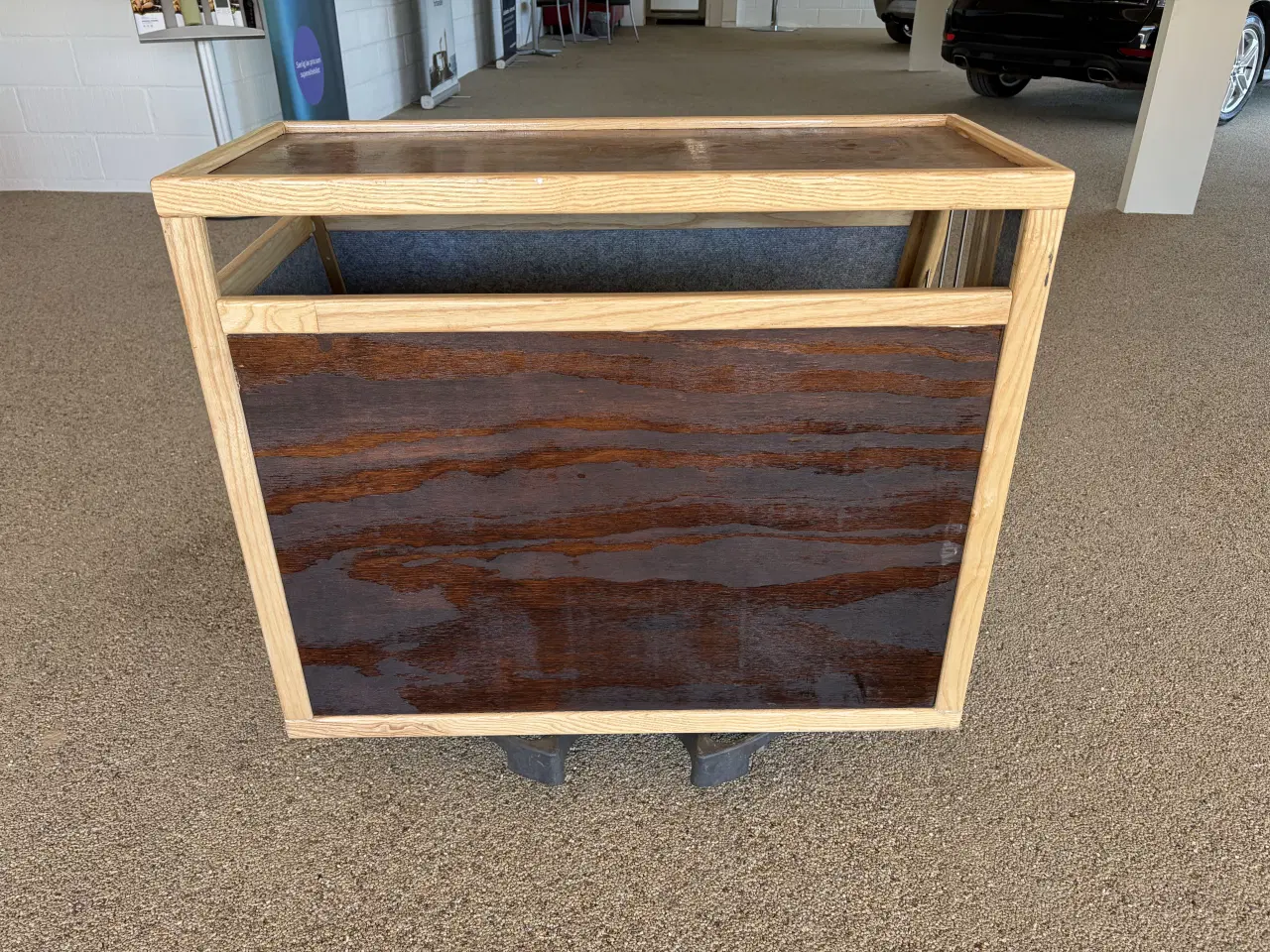 Billede 5 - Flot bur lavet af en snedker 