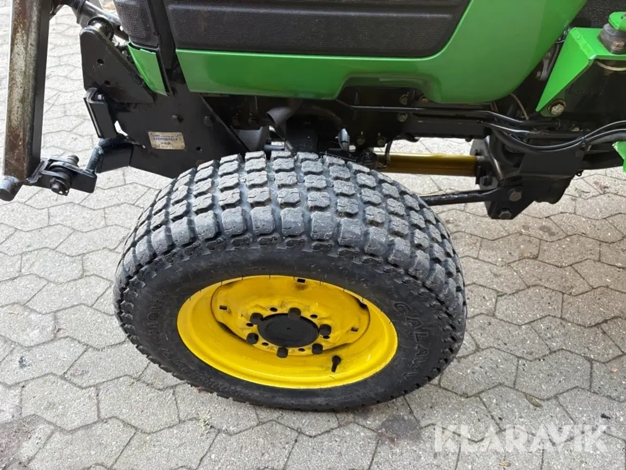 Billede 7 - Traktor John Deer 4310 med saltudlægger, kost og sneplov