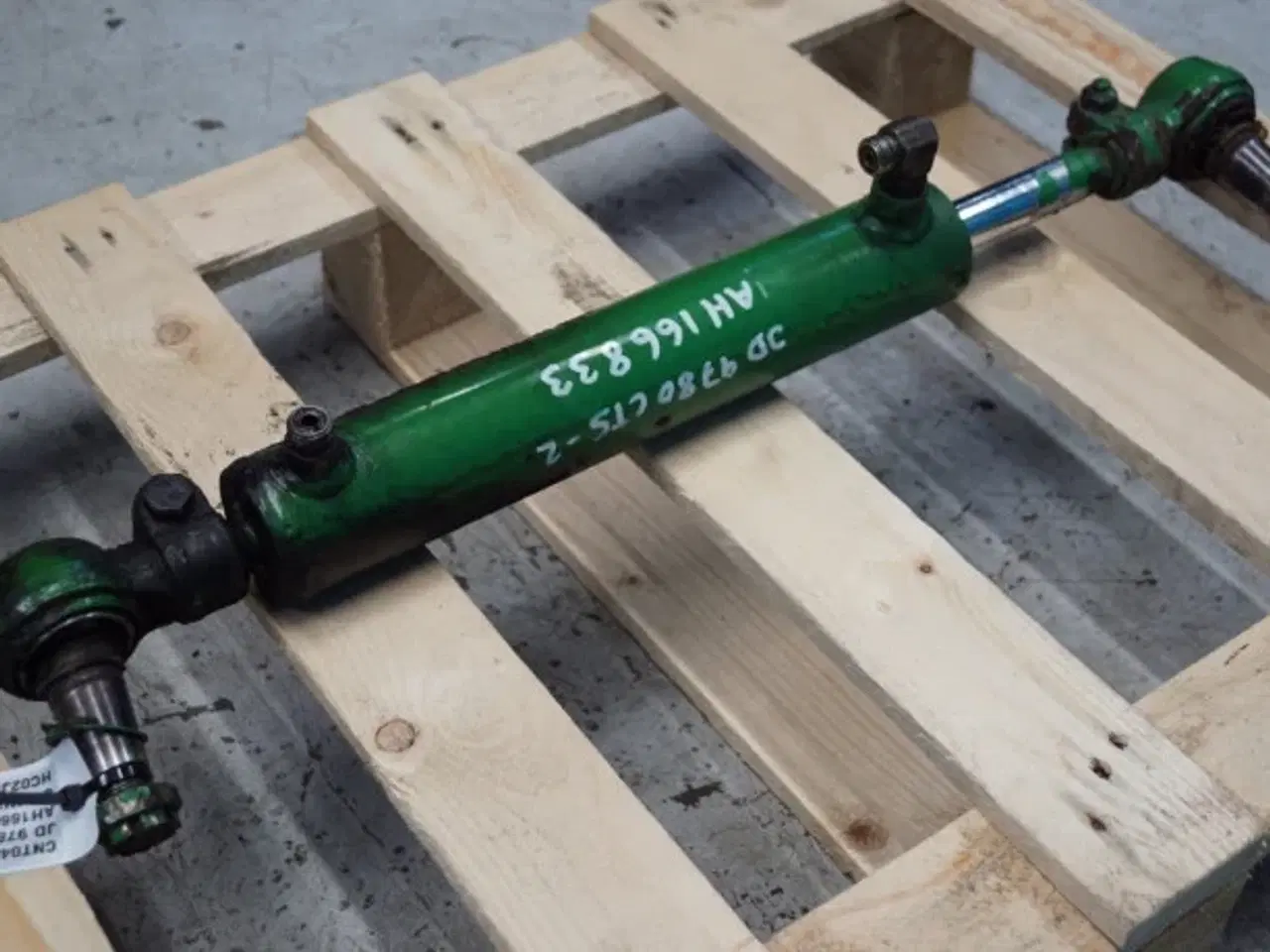 Billede 12 - John Deere 9780 CTS Styrecylinder AH166833