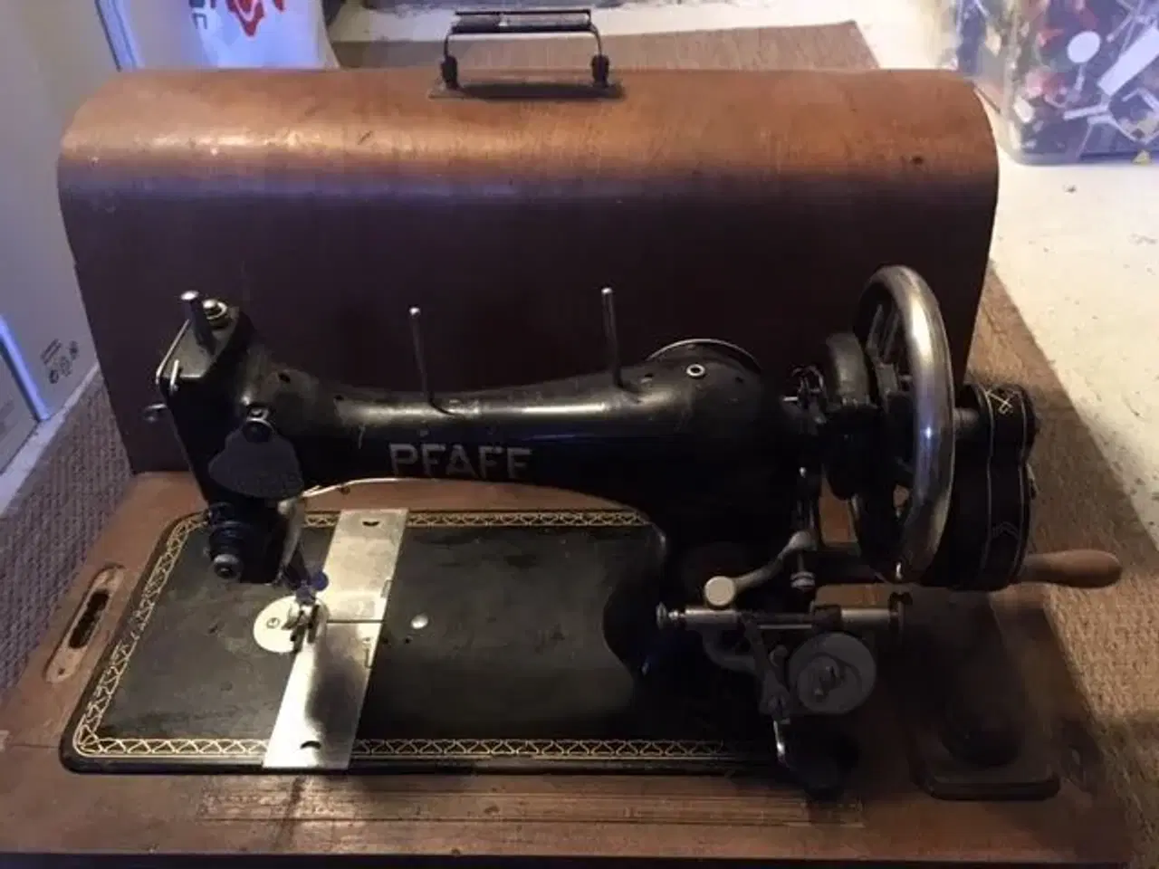 Billede 1 - Retro Pfaff 11 symaskine - bordmodel