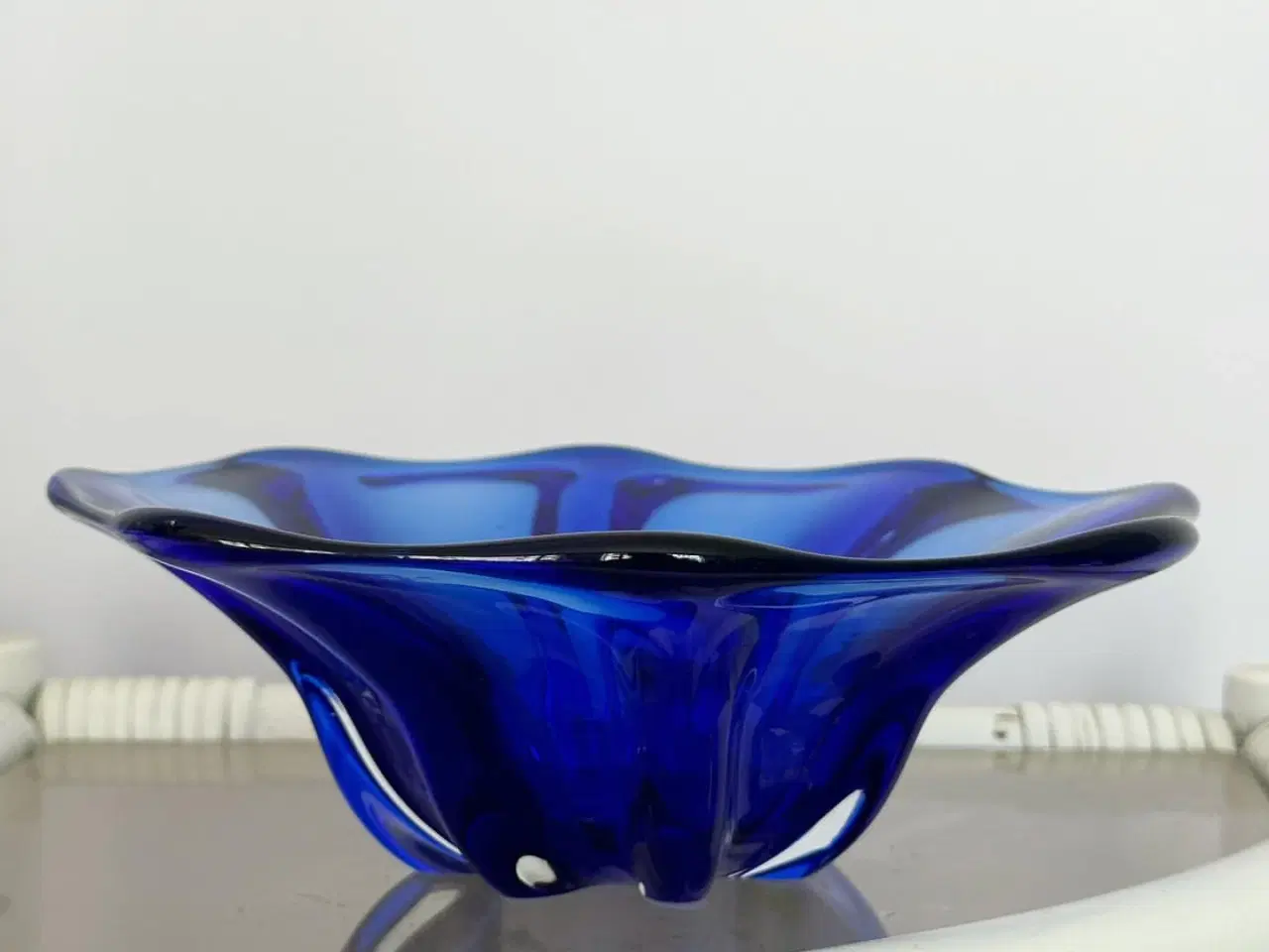 Billede 2 - Kunstskål, koboltblåt glas, NB