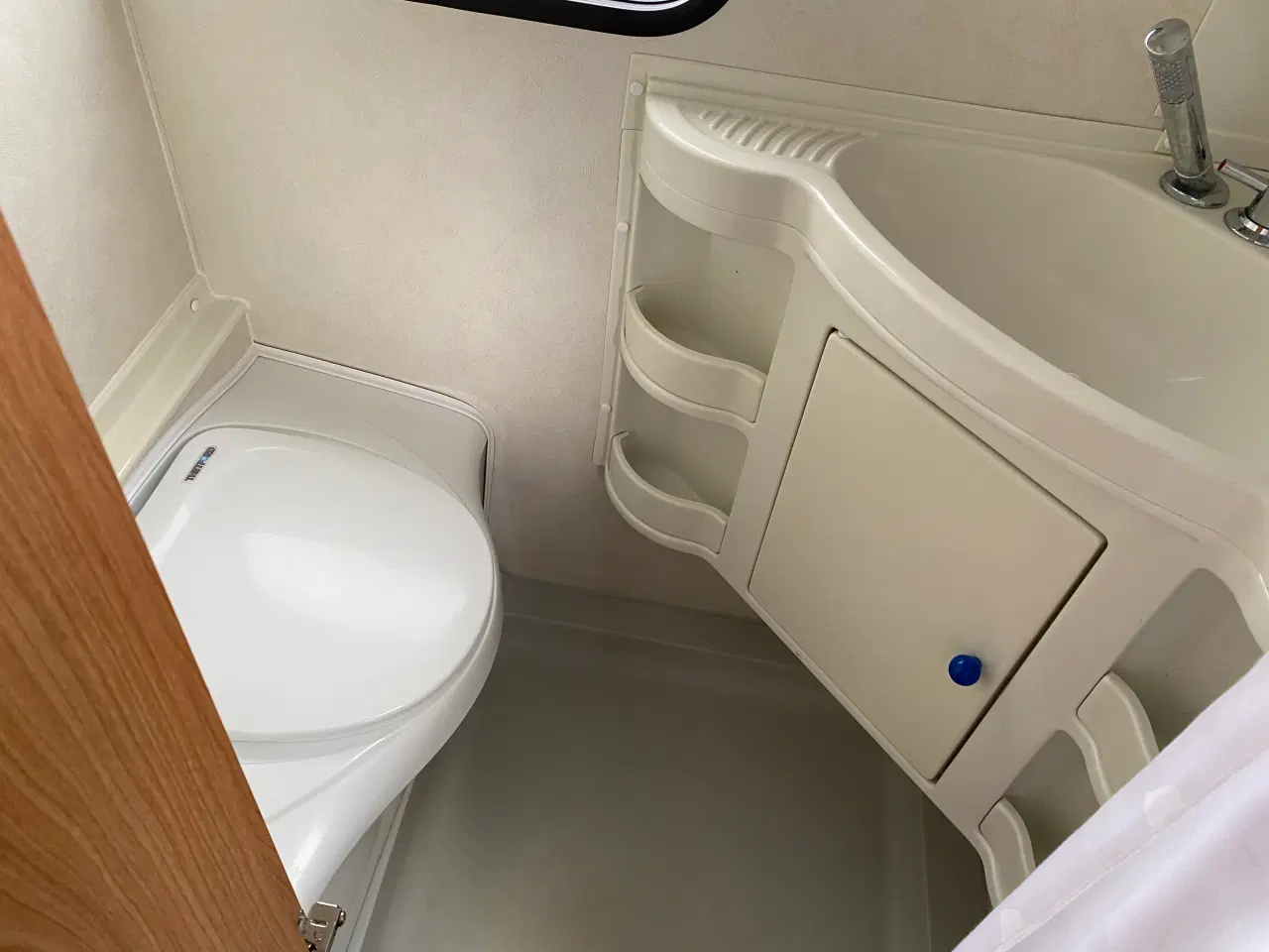 Billede 9 - Adria Altea 542 PK Køjevogn