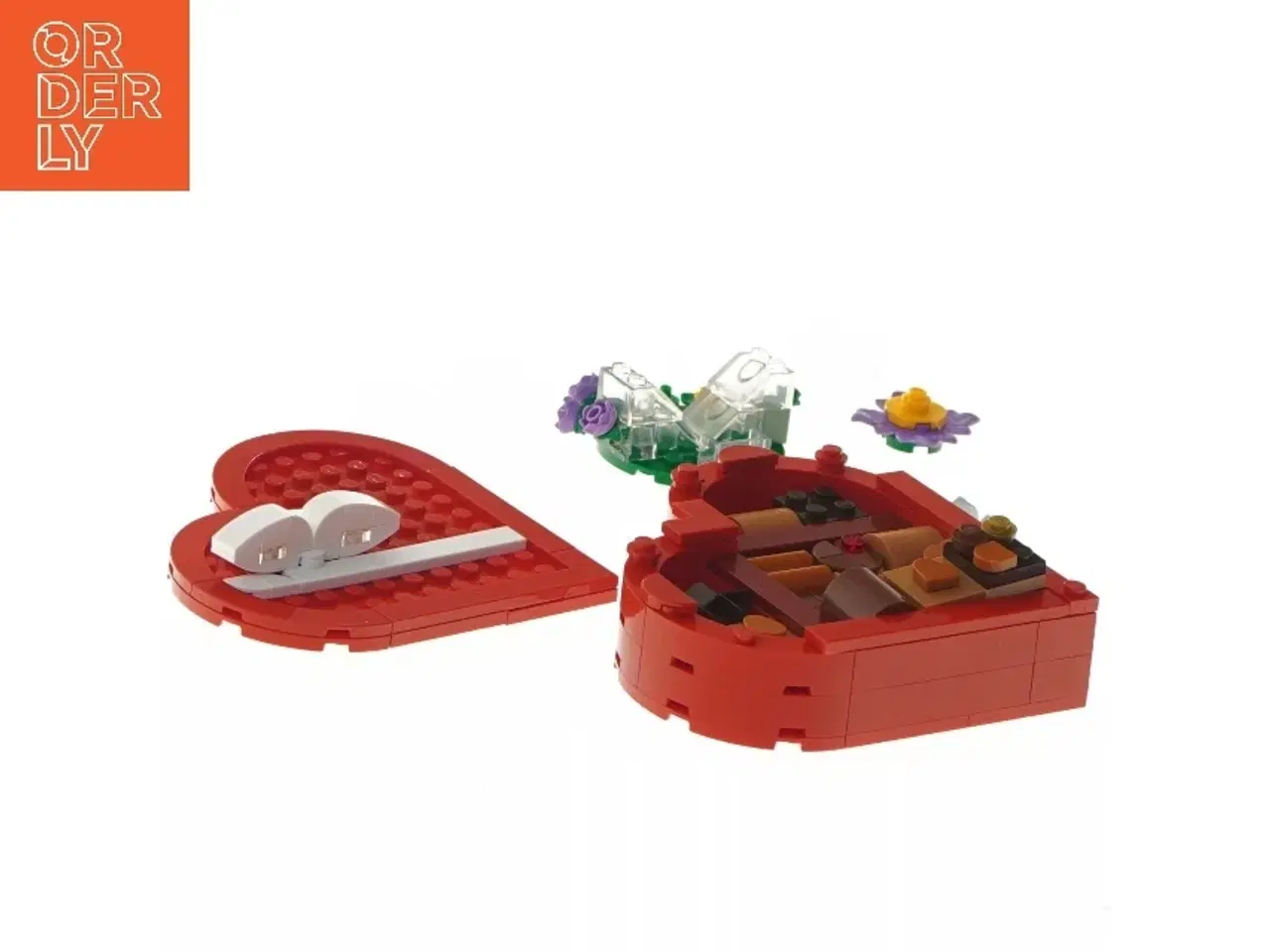 Billede 4 - Hjerteformet LEGO æske med blomster fra Lego (str. 10x11 cm)