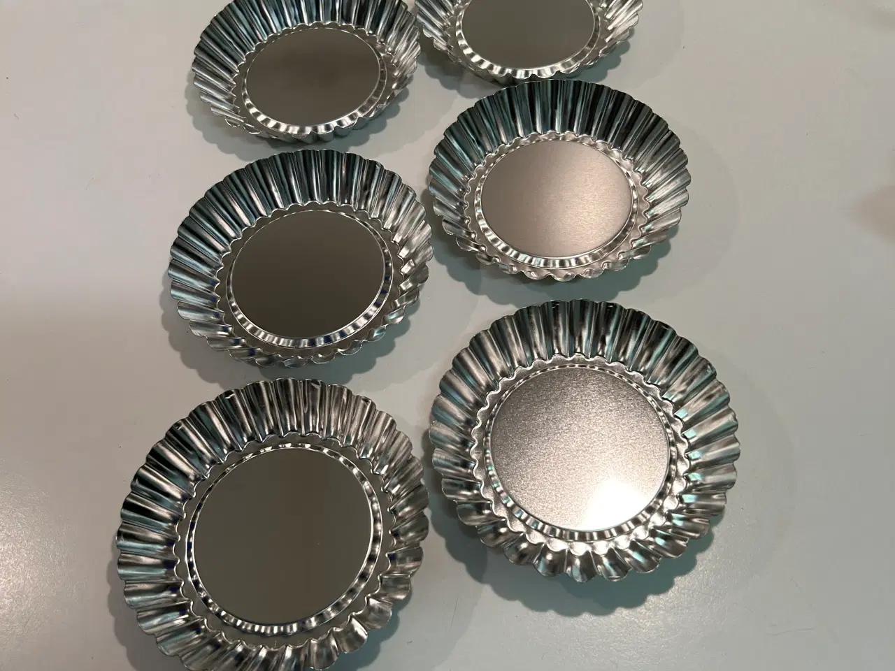 Billede 1 - NY 6 stk tærteforme i metal