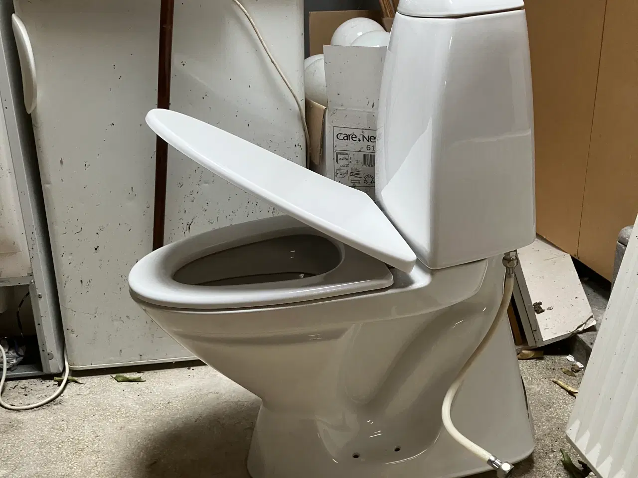 Billede 2 - Ifø Toilet