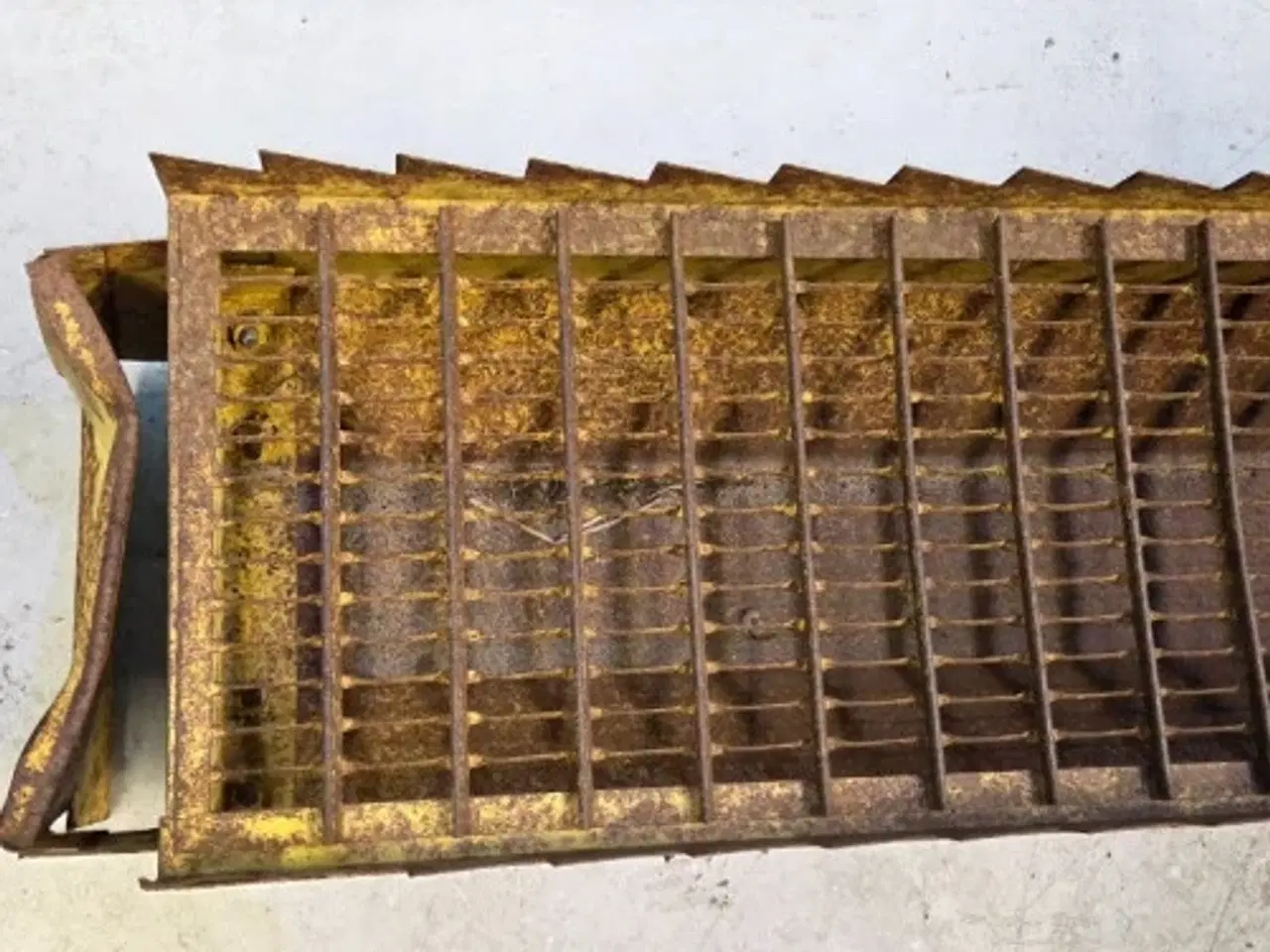 Billede 15 - New Holland 1550S Ryster 80374536