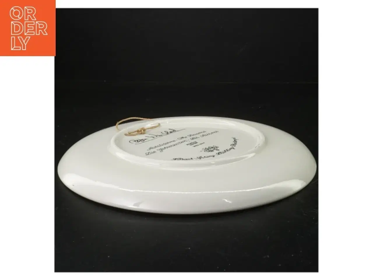 Billede 2 - Porcelænsfad med dekoration Bjørn Wiinblad fra Nymolle (str. 27 cm)
