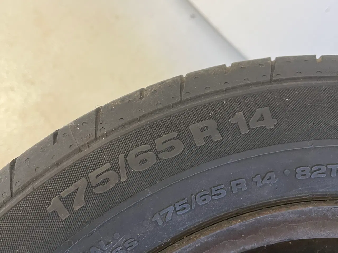 Billede 2 - Fælge m. Dæk Vw up, Seat Mii, Skoda citygo