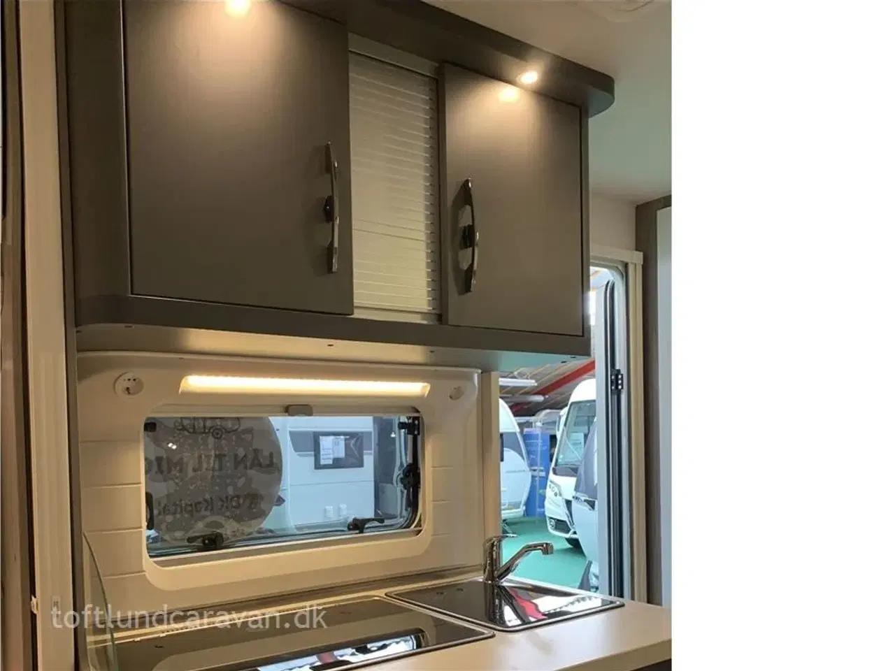 Billede 15 - 2024 - Hobby On Tour 390 SF   LAV VÆGT, STOR LASTE-EVNE, SUPER SMART NY 2024 på lager til omgående levering!