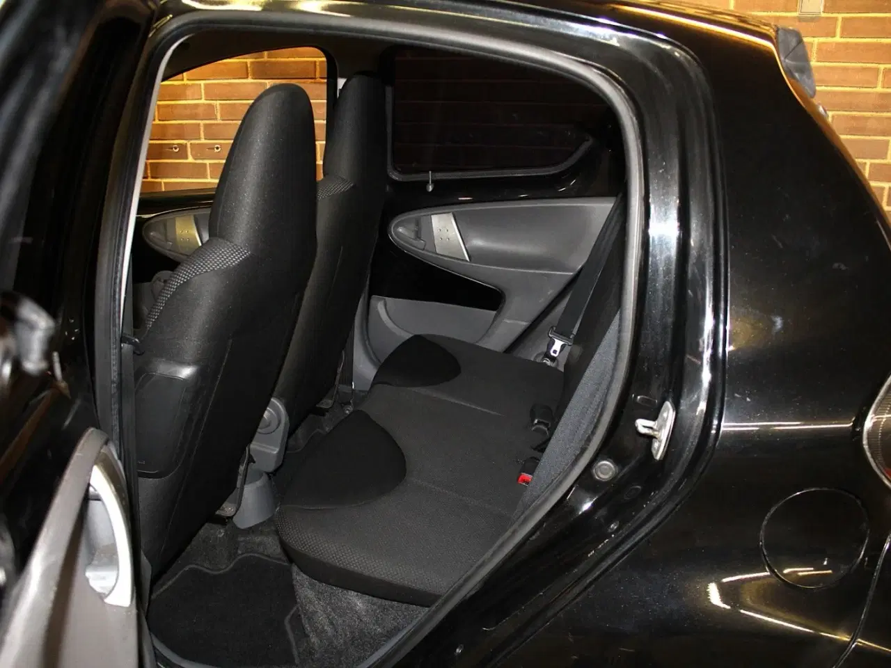 Billede 5 - Toyota Aygo 1,0 Plus Black