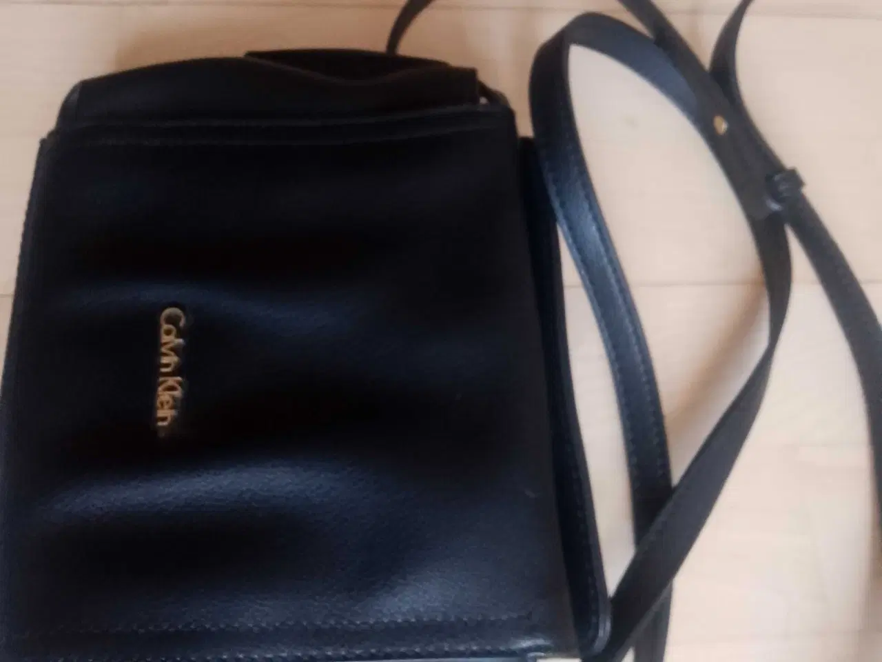 Billede 2 - Calvin Klein Skuldertaske 