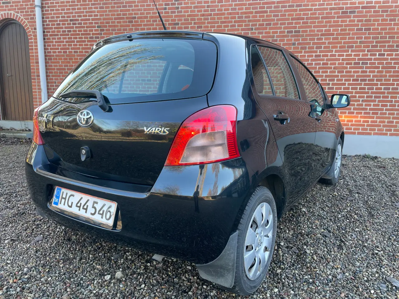 Billede 2 - Toyota Yaris 1.3 Luna 5 dørs